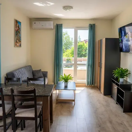 Sunny Byala Flat 2 Balconies Appartamento